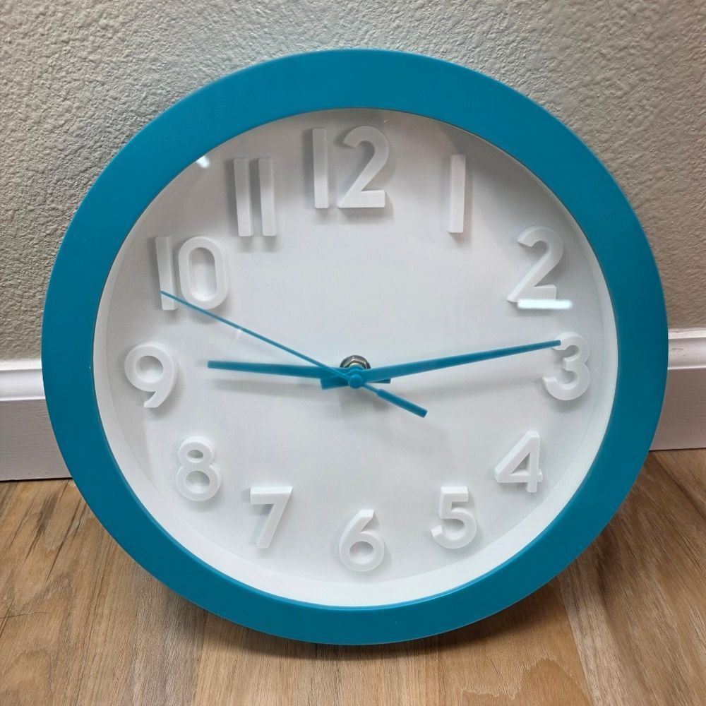 💜Turquoise Quartz Lightweight Wall Clock